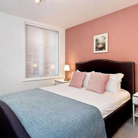 Mulberry Flat 6 - Two Bedroom 3Rd Floor By City Living ロンドン エクステリア 写真